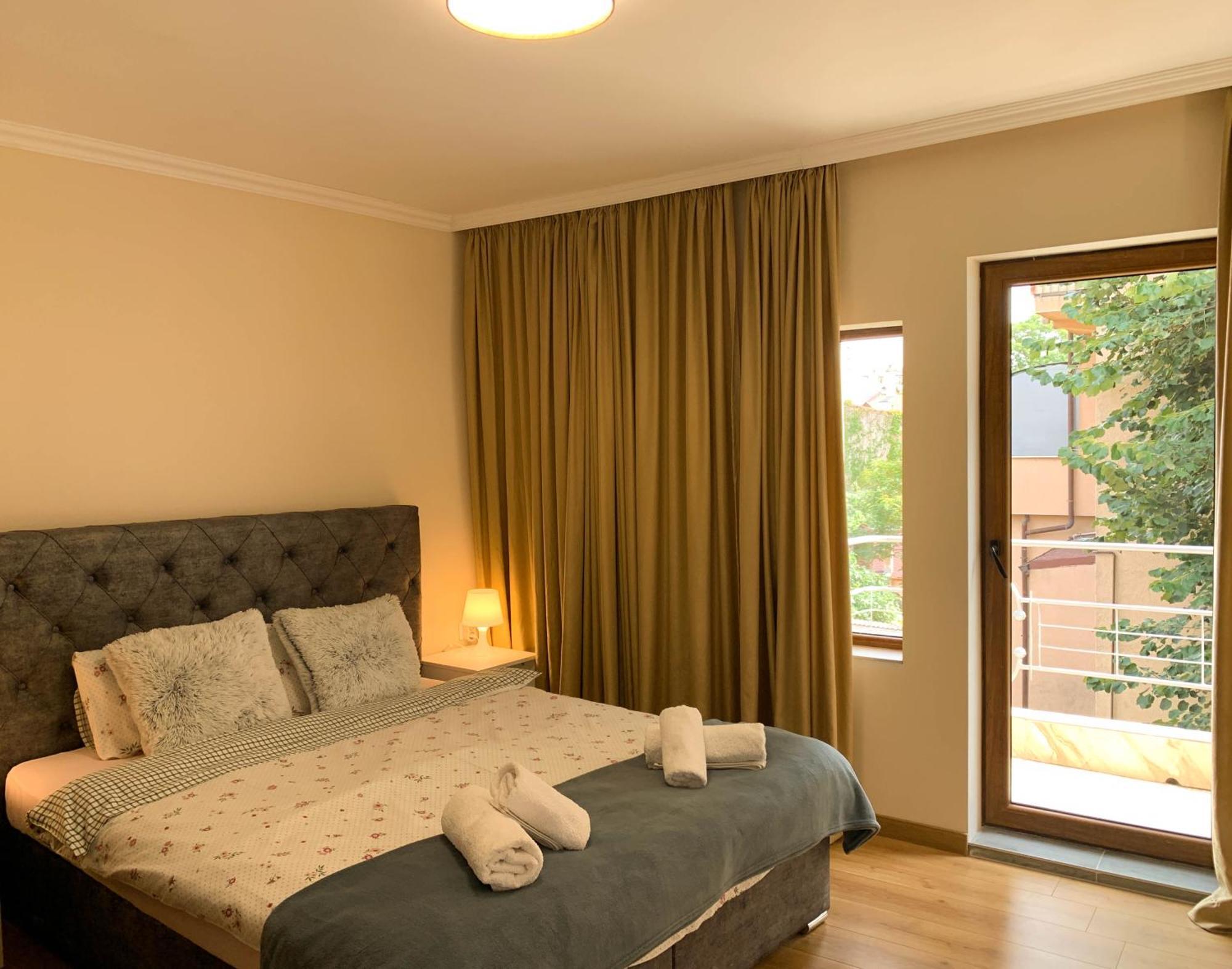 2-Bedroom Flat - Sunny Balcony Plovdiv Exterior foto